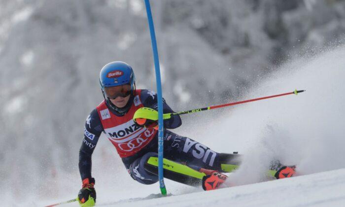 Shiffrin Wins Slalom, Moves Within 1 Win of World Cup Record