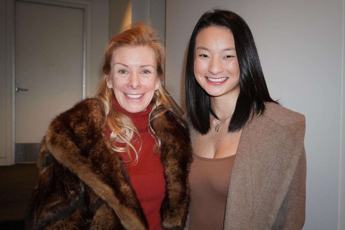 Professor and Daughter Say Shen Yun Stories Connected With the Audience