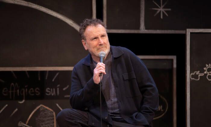 Theater Review: ‘Colin Quinn: Small Talk’: A Subject With Many Layers