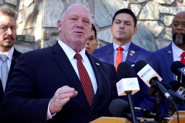 Former ICE Director Tom Homan said Arizona is the next "ground zero" for illegal immigration and fentanyl trafficking at a press conference in Phoenix, on Jan. 26, 2023. (Allan Stein/The Epoch Times)