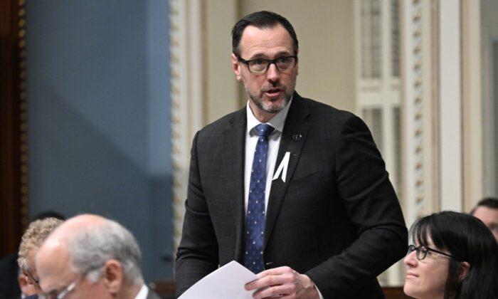 Quebec Calls for Resignation of Federal Government’s Anti-Islamophobia Representative