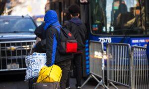 NYC Mayor Issues Order Cracking Down on ‘Rogue’ Buses from Southern Border