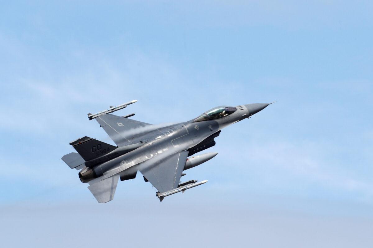 U.S. Air Force F-16 Fighting Falcon from the 140th Wing of the Colorado Air National Guard during NATO exercise Saber Strike flies over Amari military air base, Estonia, on June 12, 2018. (Ints Kalnins/Reuters)