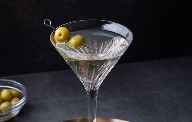 Anatomy of a Classic Cocktail: The Martini