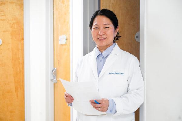 Dr. Serene Feng at Northern Medical Center in Middletown, N.Y., on Jan. 28, 2023. (Cara Ding/The Epoch Times)