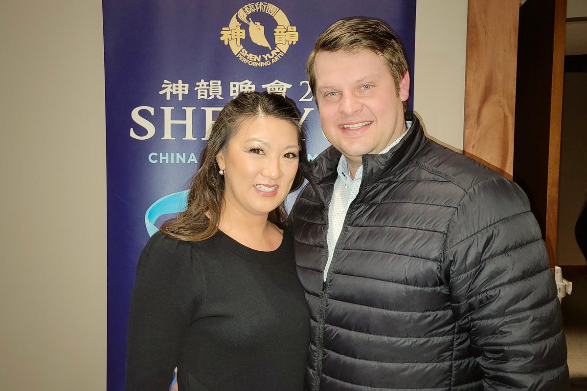 Shen Yun Shares the Importance of Truth With Evansville