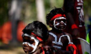 Manchester Returns 174 Items to Australian Indigenous Community