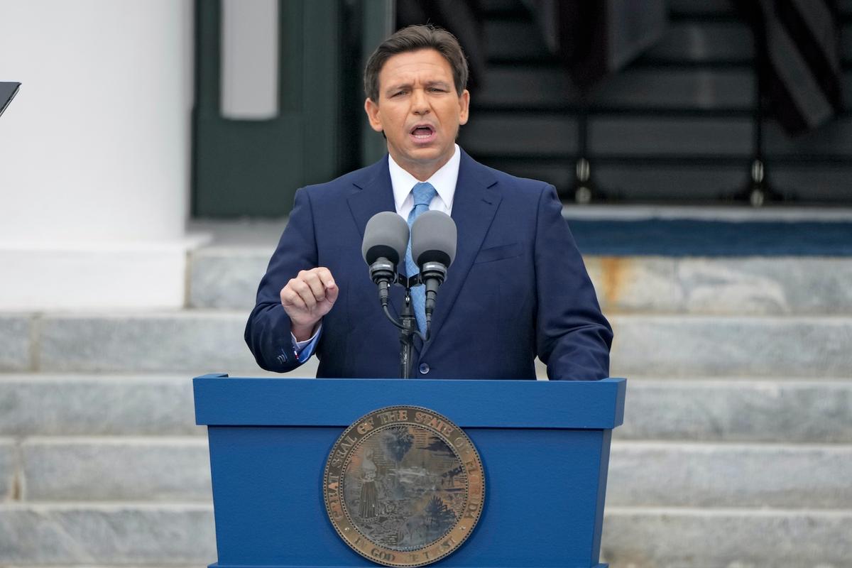 DeSantis, With Demanding Day Job, Not Firing Back at Sununu, Trump
