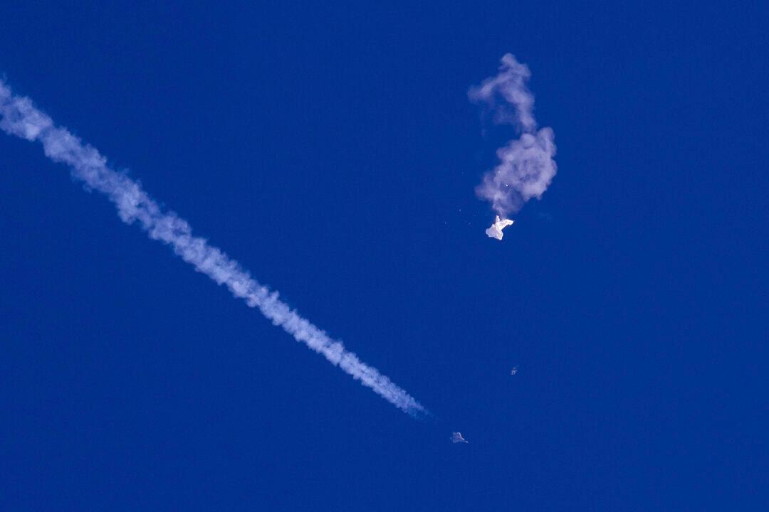 Opposition Parties Press Ottawa for Answers on Chinese Spy Balloon