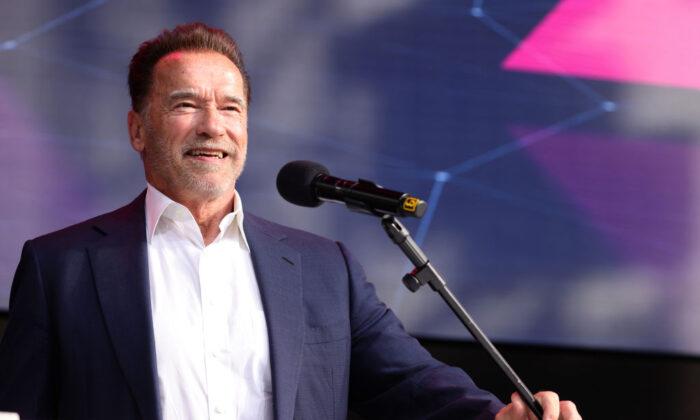 Schwarzenegger Involved in Crash With Female Bicyclist in West LA