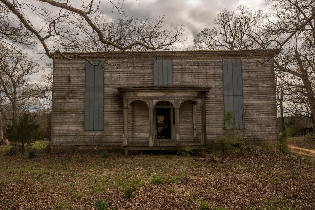 A "mansion" in Kenbridge, Virginia, photographed in April 2022. (Courtesy of Michael Wade)