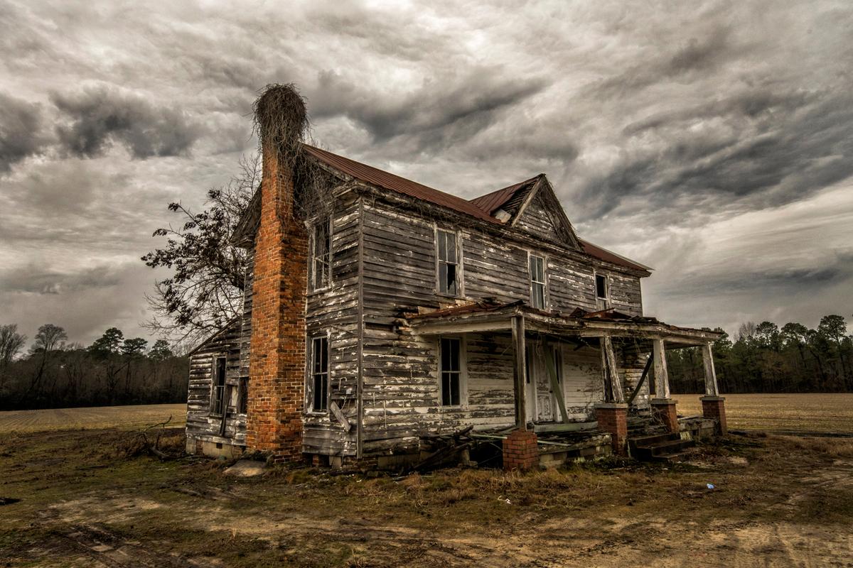 An old home in Snakebite Township, North Carolina, photographed in December 2022. (Courtesy of Michael Wade)