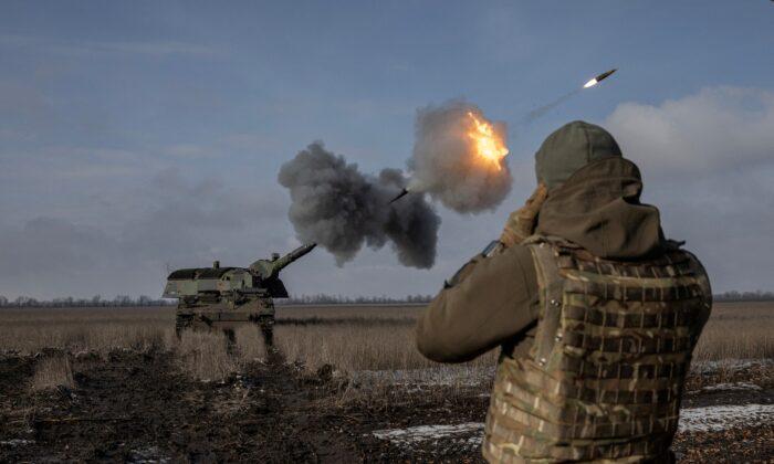 ‘Cluster Bombs’ Headed for Ukraine Pack a Punch, but Leave Lethal ’Duds’ in Wake