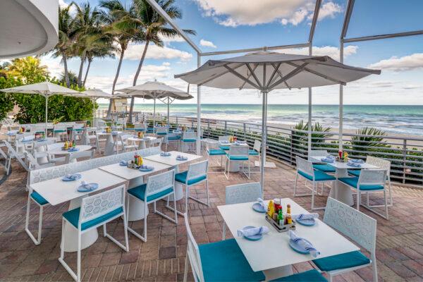Playa offers beach and pool-side dining. (Courtesy of the Diplomat Beach Resort.)