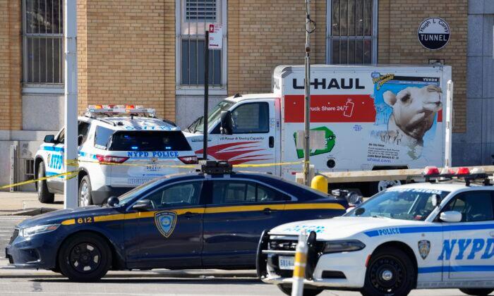 U-Haul Driver’s NYC ‘Rampage’ Leaves 1 Dead, 8 Hurt