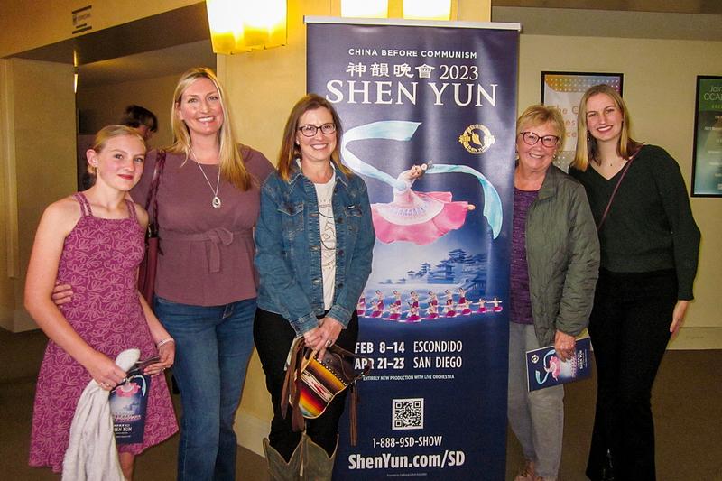 Shen Yun Shares an Important Message With Everyone, Says Senior Editor