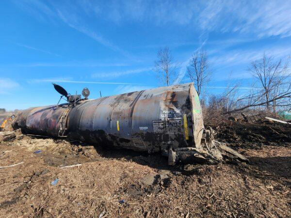 Wreckage from the train derailment in East Palestine, Ohio, on Feb. 3, 2023. (Jeff Louderback/The Epoch Times)