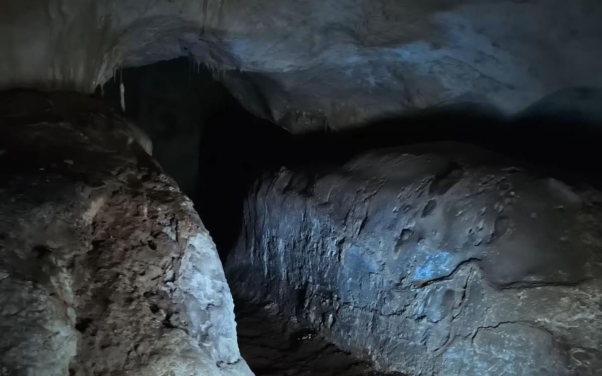 A view inside Cueva del Arco. (Courtesy of University of Murcia via Ignacio Martín Lerma)