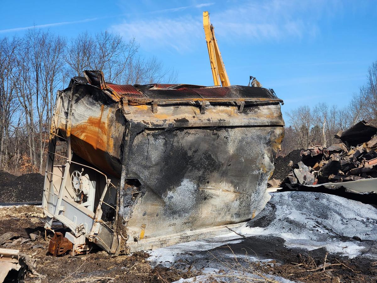 Locals in Ohio Train Derailment Area Worry About Health, Environmental Effects