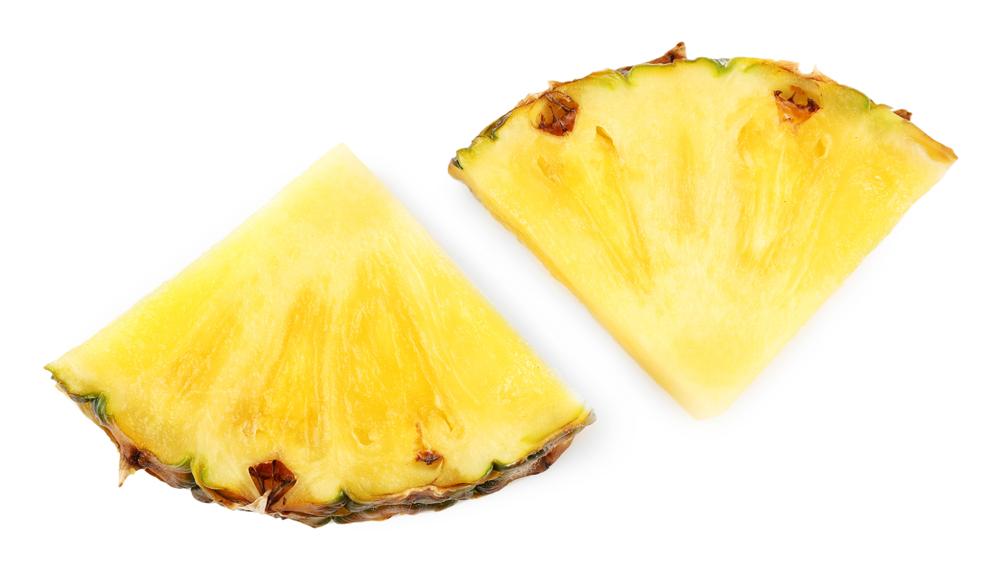 For an old-school garnish, try a pineapple slice. (Africa Studio/Shutterstock)