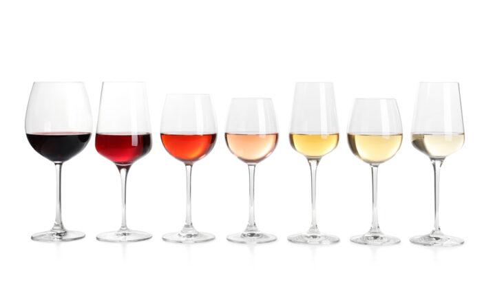 Superior Sips: The Ins and Outs of Wine Etiquette
