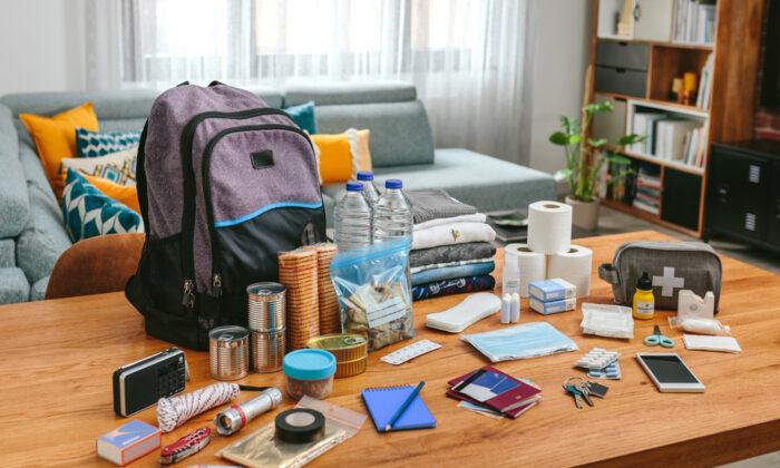 Emergency Preparedness: How to Create a Last-Minute Packing List for Peace of Mind