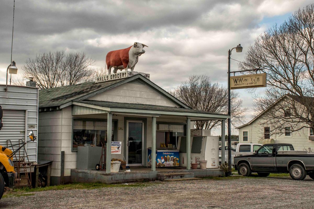 A convenience store in Joyceville, Virginia. (Courtesy of Michael Wade)