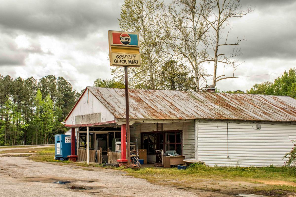 An abandoned store in Prince George County, Virginia. (Courtesy of Michael Wade)