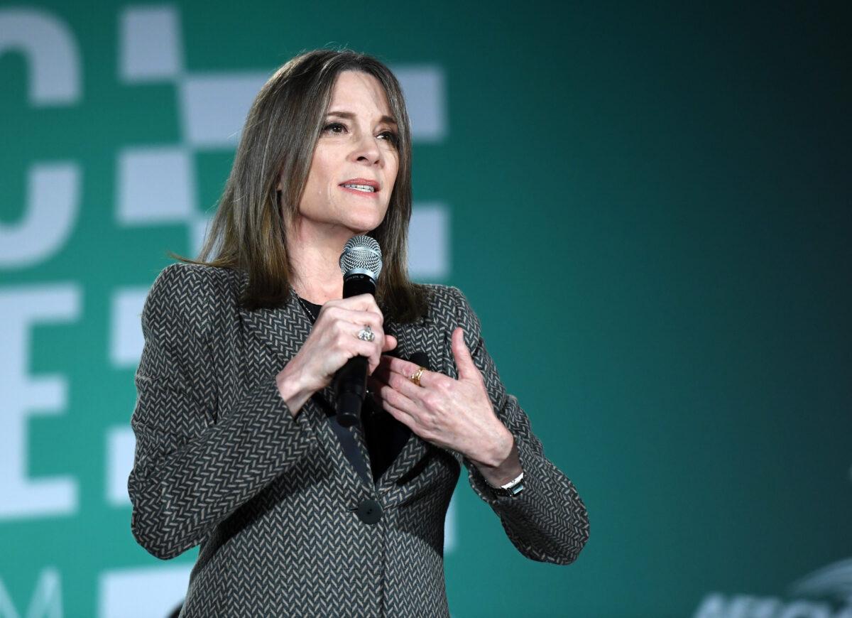 Marianne Williamson, who was then a Democratic presidential candidate, speaks during the 2020 Public Service Forum in Las Vegas on Aug. 3, 2019. (Ethan Miller/Getty Images)
