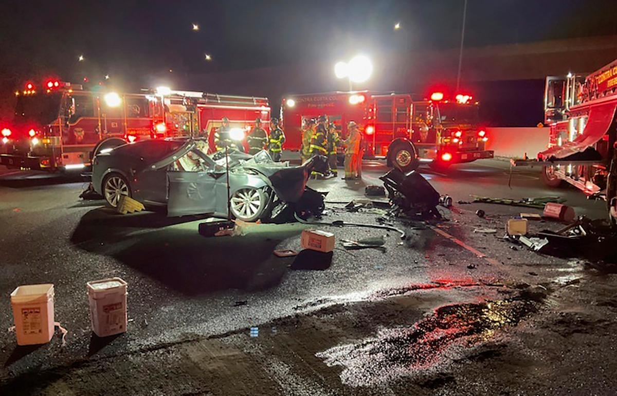 Tesla Driver Killed When Plowing Into Firetruck on Freeway