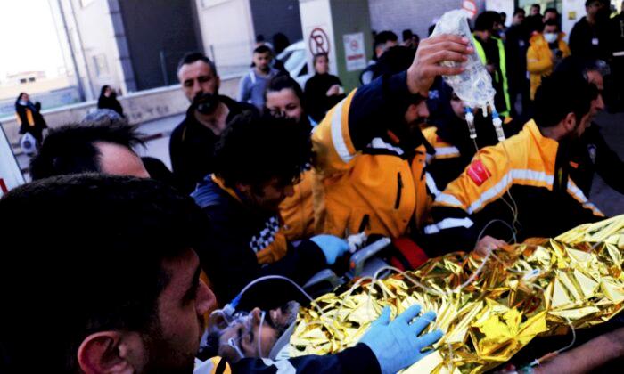 Turkey: Couple Saved 296 Hours After Quake, but Children Die