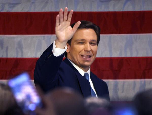 Florida Gov. Ron DeSantis waves as he speaks to police officers about protecting law and order at Prive catering hall on Feb. 20, 2023, in the Staten Island borough of New York City.  (Spencer Platt/Getty Images)