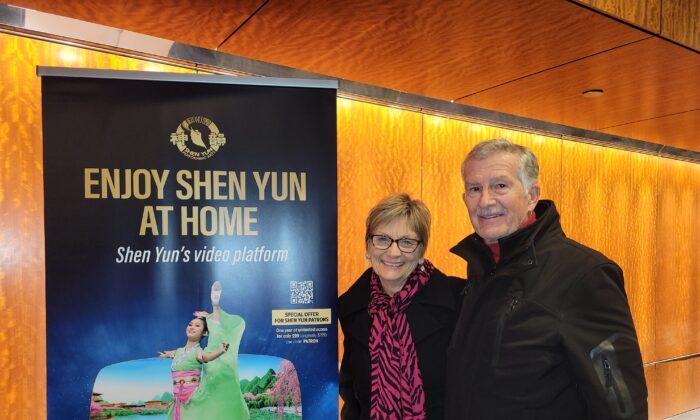 Shen Yun ‘Sang to My Artistic Soul,’ Says Retired Art Professor