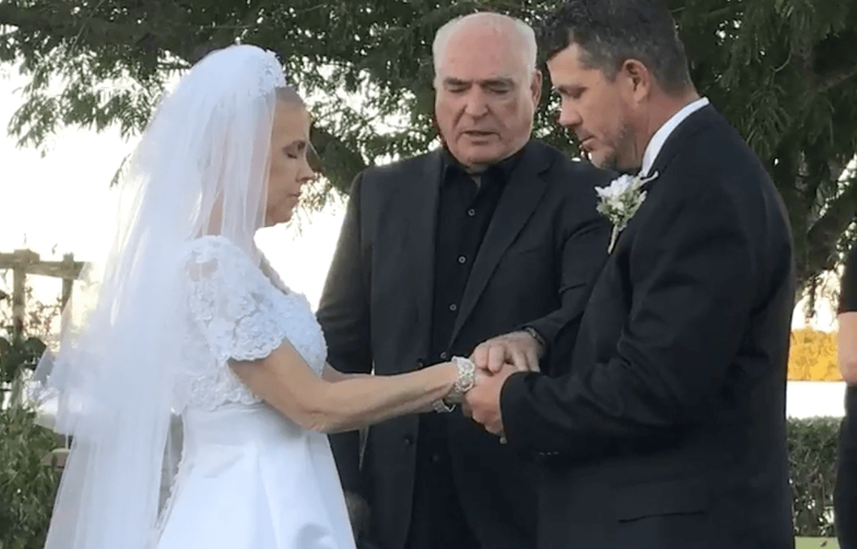 Charlene and Steve renew their vows. (Courtesy of <a href="https://www.facebook.com/maryellenhuff/">Mary Ellen Huff</a>)