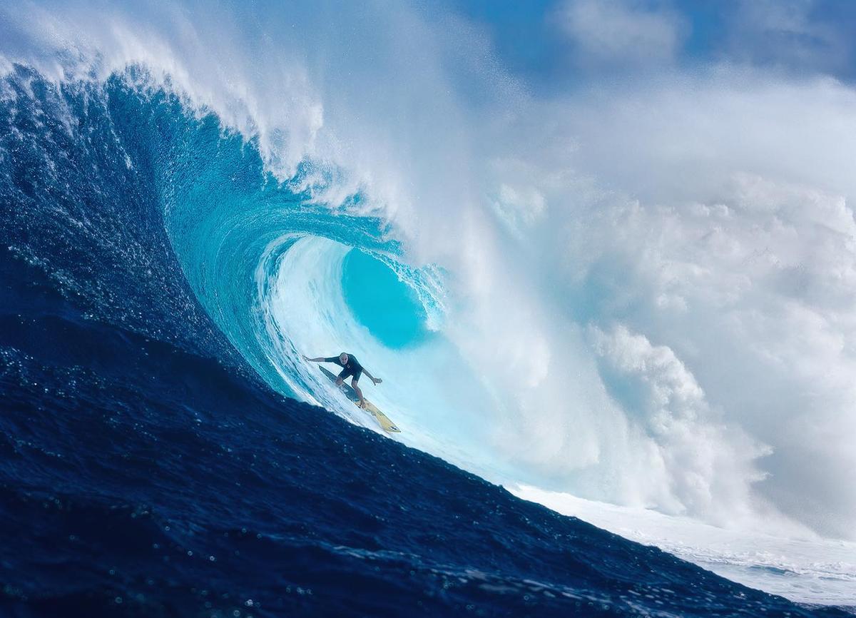 A surfer barrels down a wave tunnel. (Courtesy of <a href="https://www.instagram.com/fred_pompermayer/">Fred Pompermayer</a>)