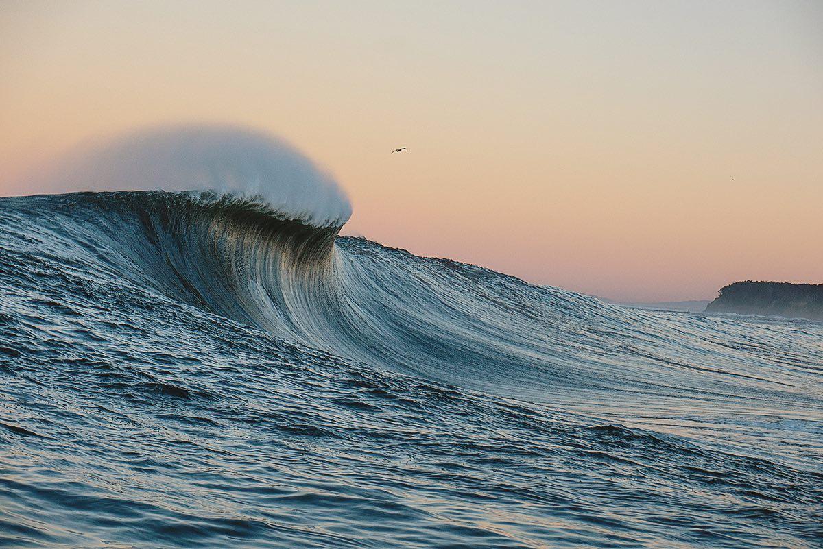A still shot of a wave building up steam. (Courtesy of <a href="https://www.instagram.com/fred_pompermayer/">Fred Pompermayer</a>)