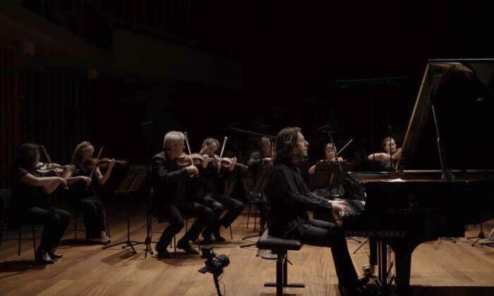 Beethoven: Concerto No. 4 for Piano | Frank Braley, Orchester Royal de Chambre de Wallonie