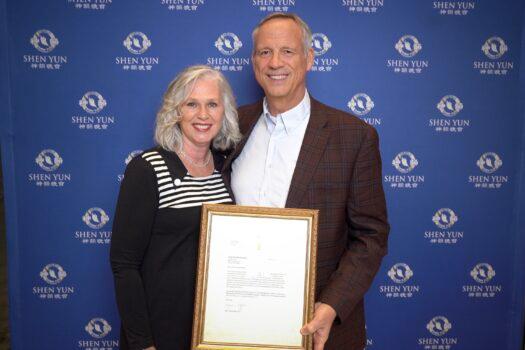 Rep. Kay Christofferson and his wife Suzanne presented Shen Yun with a letter of appreciation at the George S. and Dolores Dore Eccles Theater in Salt Lake City on Feb. 25, 2023. (NTD)