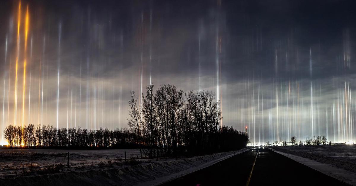 Light pillars in the sky in central Alberta, Canada. (Courtesy of <a href="https://www.instagram.com/dartanner/">Dar Tanner</a>)
