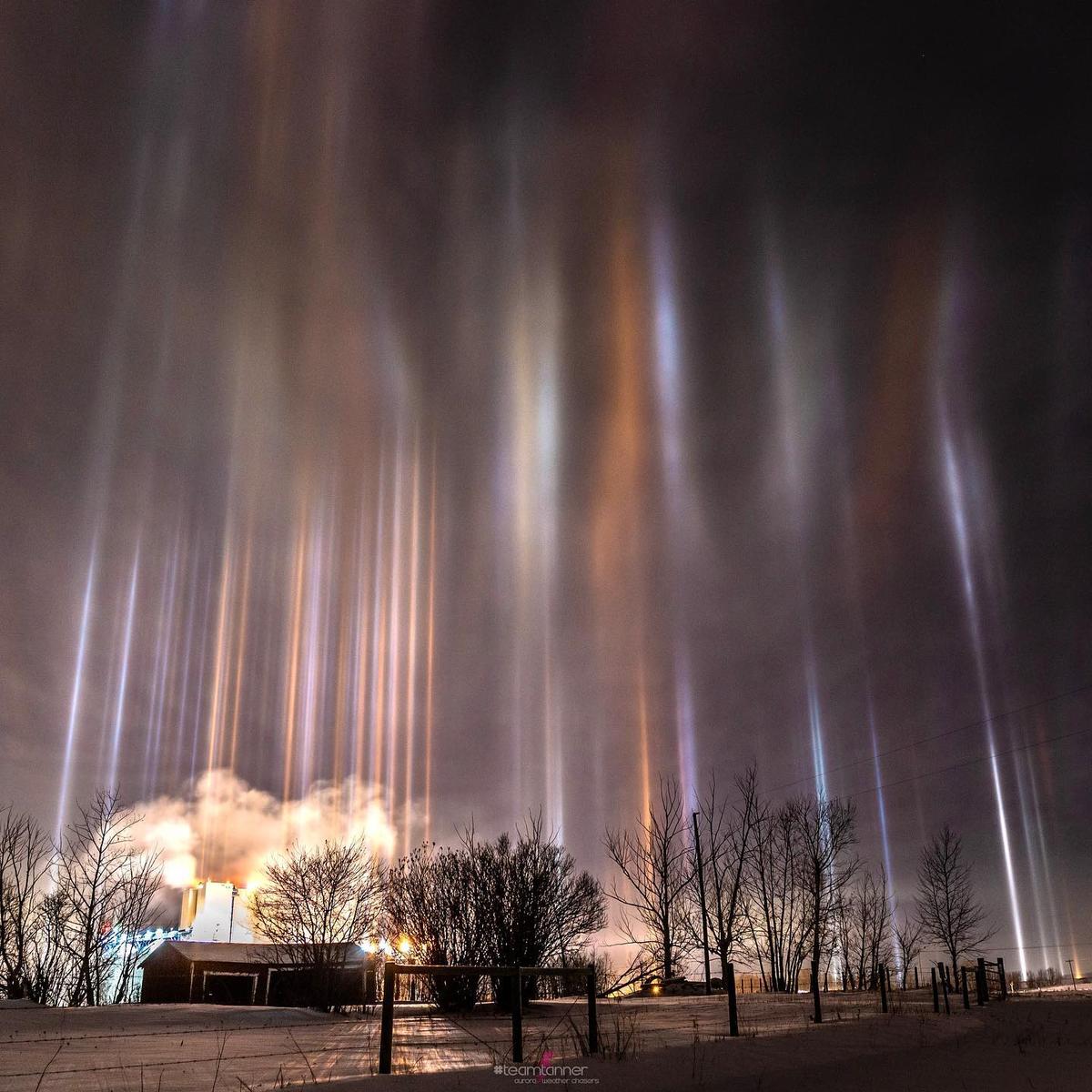 A photograph of light pillars taken in central Alberta, Canada, in December 2022. (Courtesy of <a href="https://www.instagram.com/dartanner/">Dar Tanner</a>)