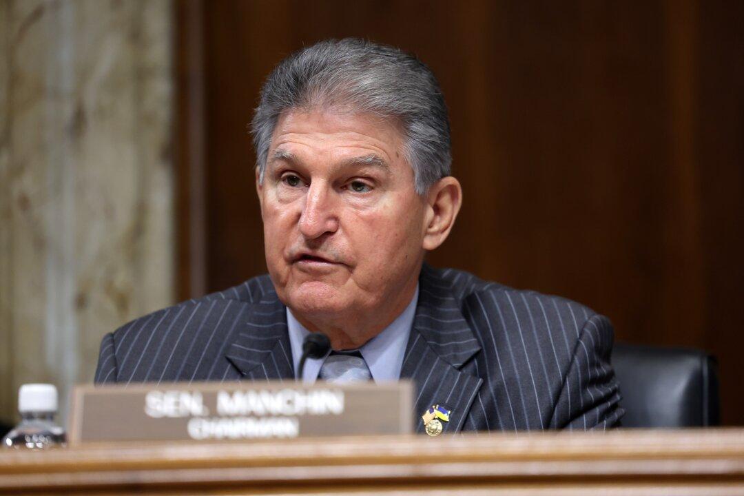 Manchin Won’t Back Biden’s Interior Department Pick