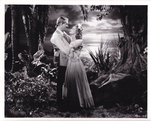 Charles (Nelson Eddy) and Marianne de Beaumanoir (Jeanette MacDonald) on an island in "New Moon." (Metro-Goldwyn-Mayer)