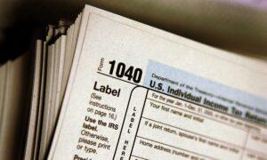 IRS Says Average Tax Refund Is Up So far This Year; Hereâs Why