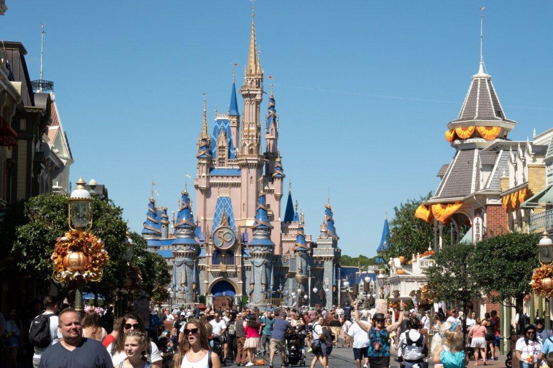 Disney Asks Court to Dismiss Desantis-Backed Lawsuit in Latest Twist