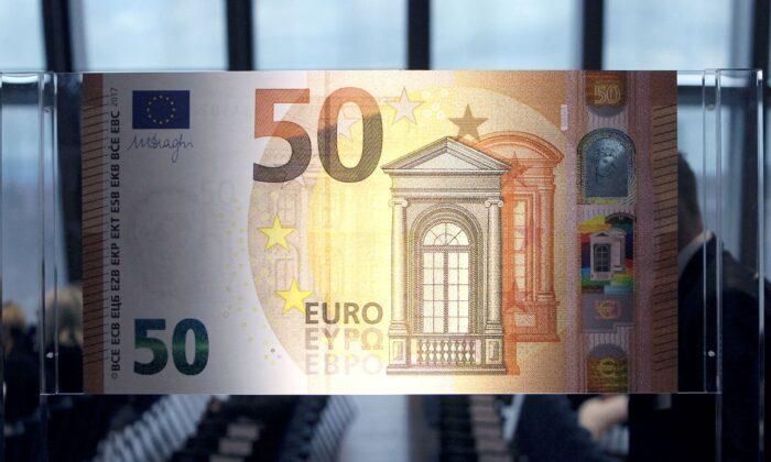 Euro Falls Against the Dollar After Eurozone Inflation Data