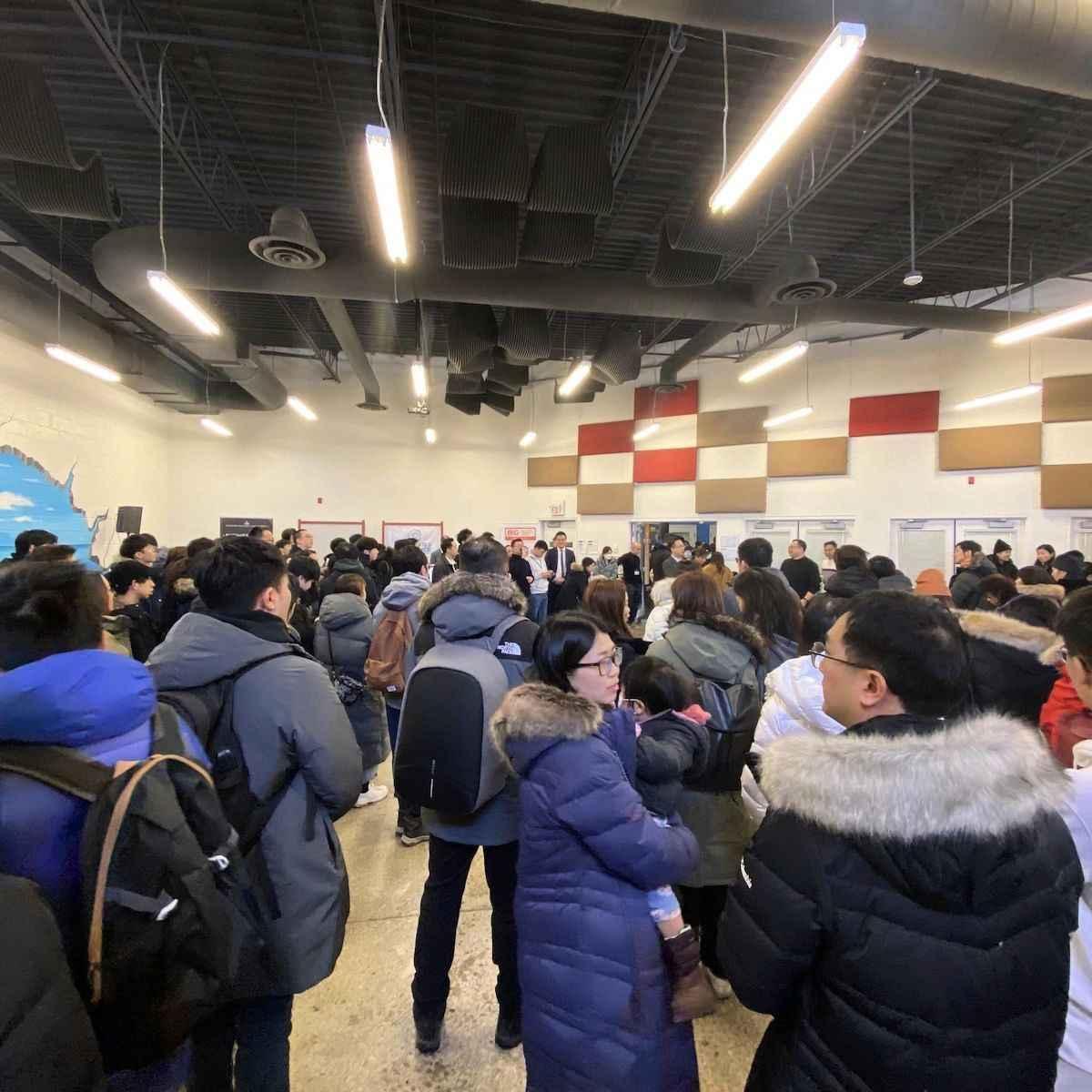 The "Job Fair for Hongkongers" attracted more than 400 job-seeking Hong Kong people. (Courtesy Hongkonger Community Center Toronto )