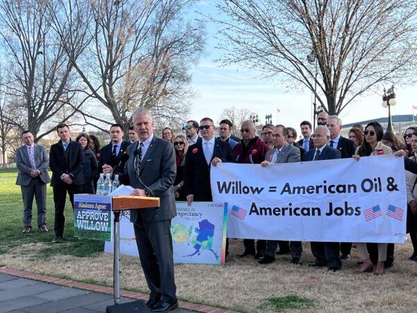 Alaska U.S. Sen. Dan Sullivan warns President Joe Biden that trying to have it both ways—approving the Willow Project, but scaling it back to a financially infeasible two pads—would be a deceitful avoidance of making a tough decision and will elicit a landslide of lawsuits. (Madalina Vasiliu/The Epoch Times)