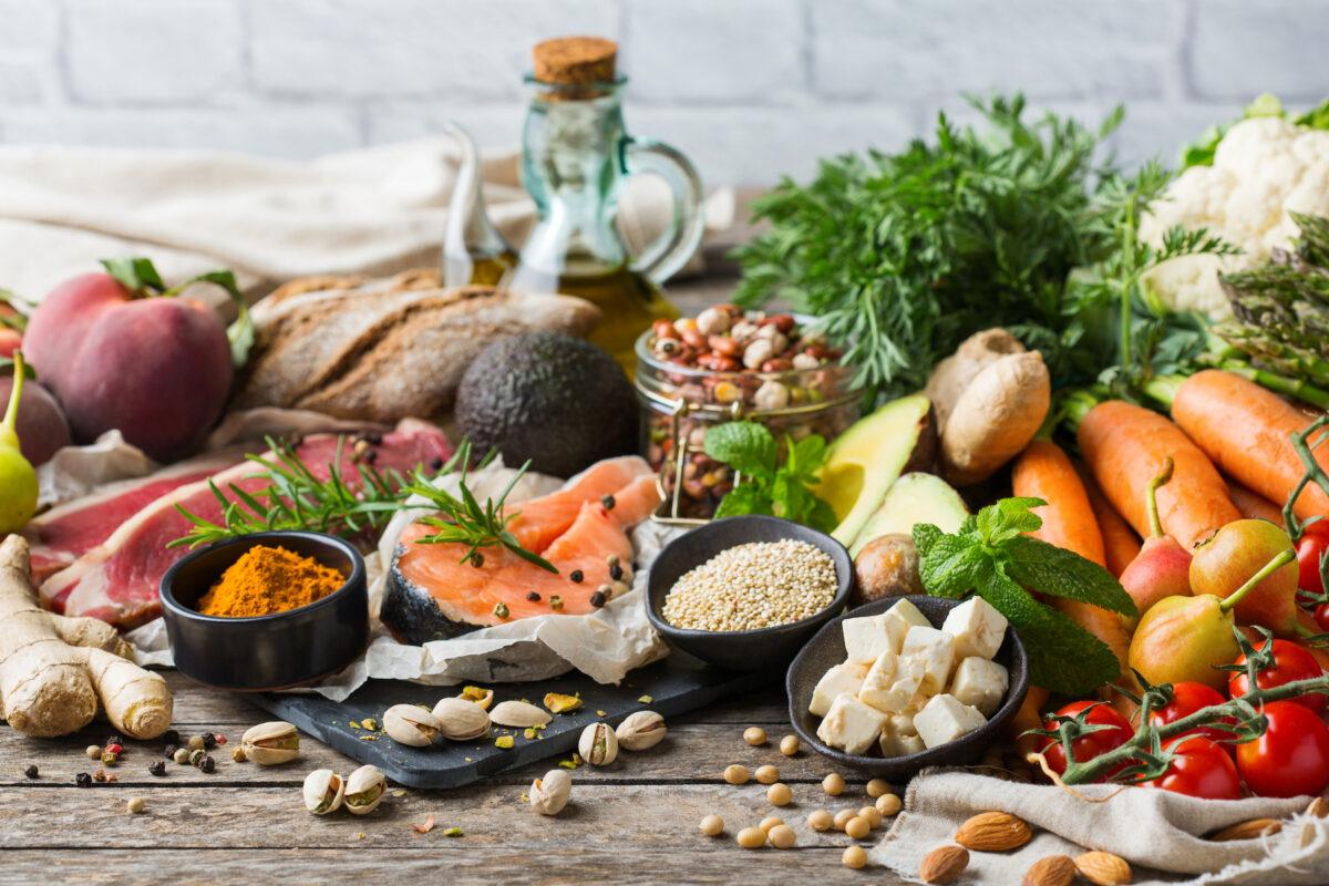 Foods for a Mediterranean diet. (Shutterstock)