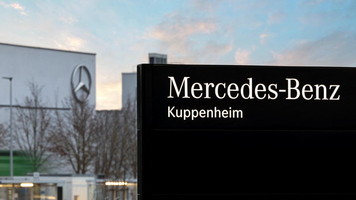 Mercedes-Benz Begins Building Battery Recycling Factory in Southern Germany