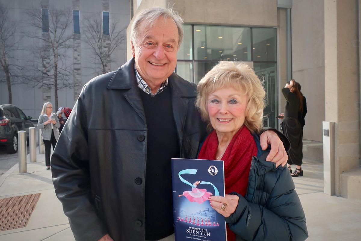 Dance Teacher Sees Inner Beauty of Shen Yun Dancers’ Movements